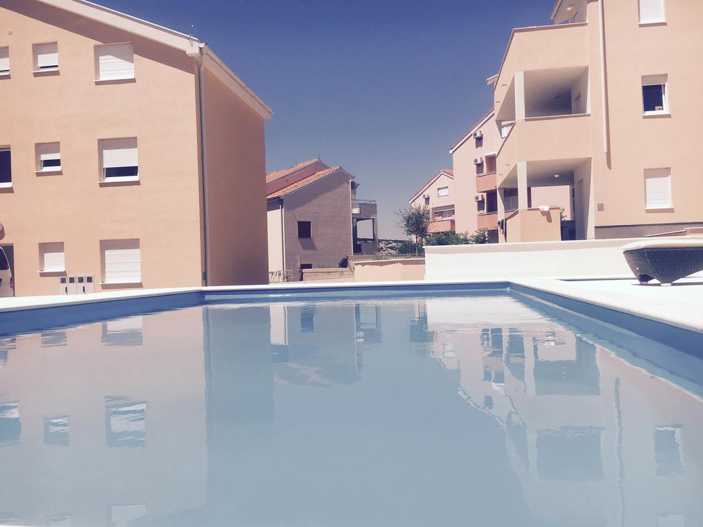 Orange Apartments نوفاليا المظهر الخارجي الصورة