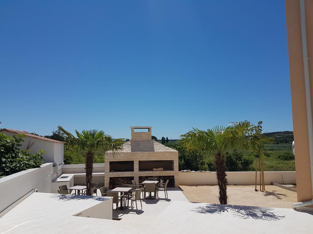 Orange Apartments نوفاليا المظهر الخارجي الصورة